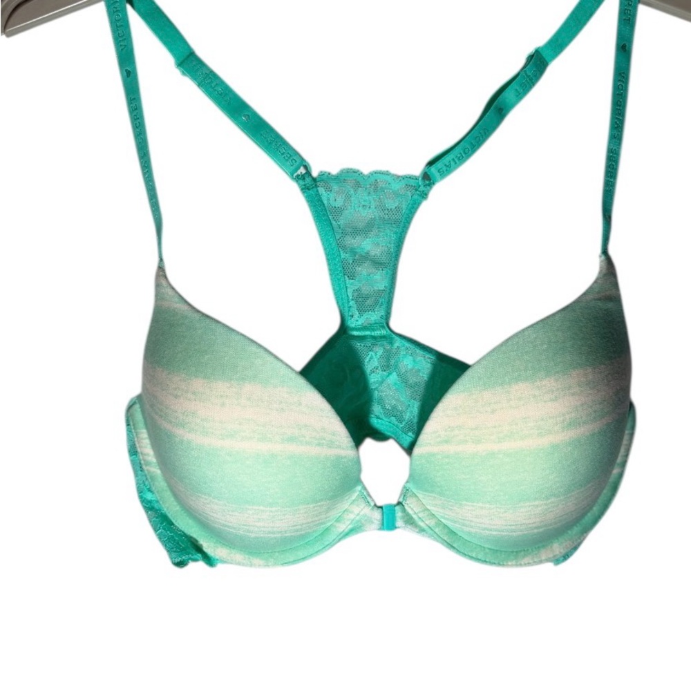 Victoria's Secret Lace Detail Racerback Bra Size 32C Front Close